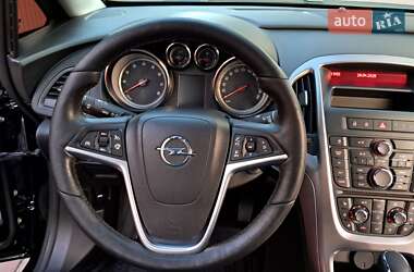 Седан Opel Astra 2019 в 