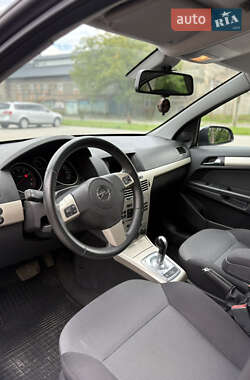 Седан Opel Astra 2008 в 