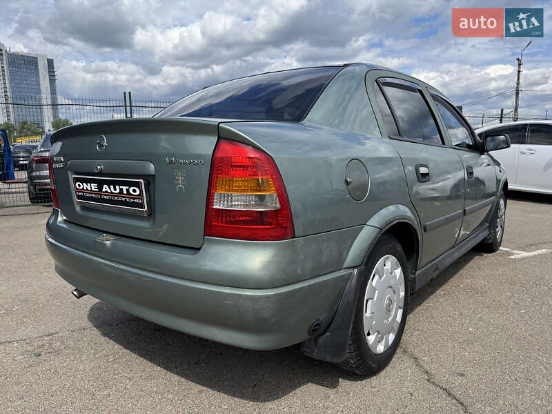 Седан Opel Astra 2007 в Киеве