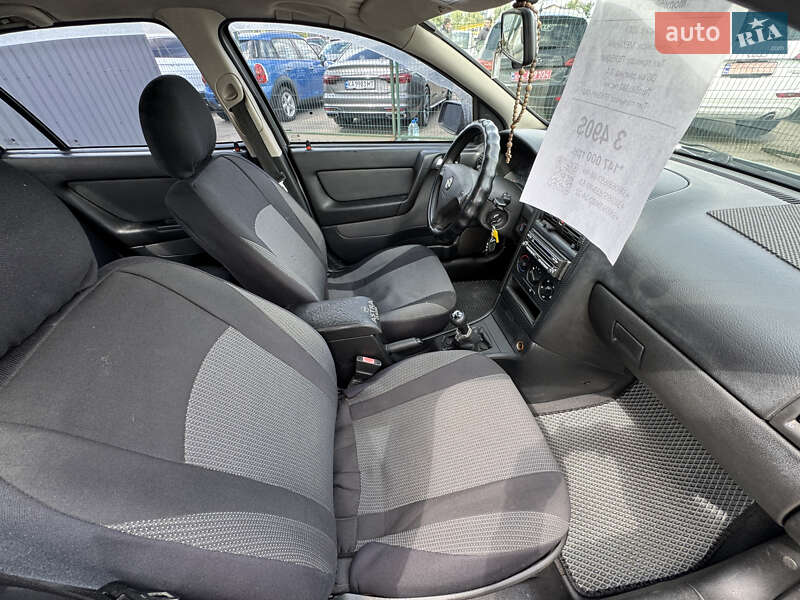 Седан Opel Astra 2007 в Киеве