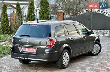 Универсал Opel Astra 2009 в 