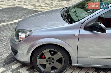 Универсал Opel Astra 2005 в 