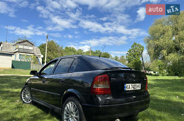 Хэтчбек Opel Astra 2001 в 