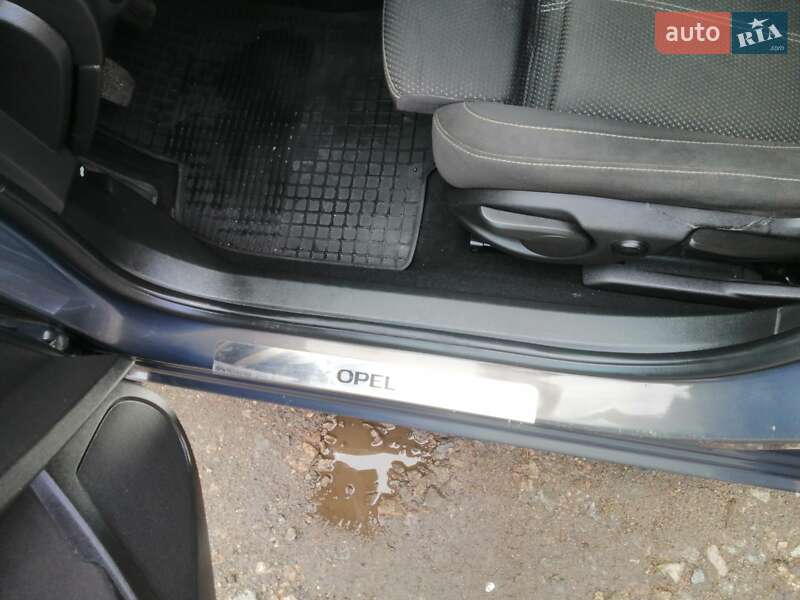 Універсал Opel Astra 2014 в Ніжині