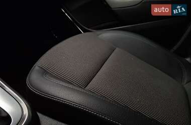 Хэтчбек Opel Astra 2011 в 