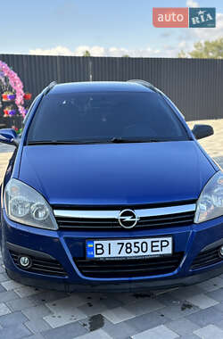 Універсал Opel Astra 2006 в Полтаві