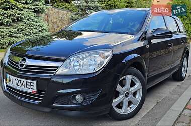 Универсал Opel Astra 2009 в Киеве