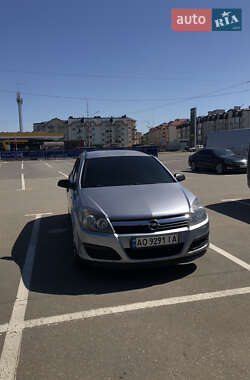 Универсал Opel Astra 2005 в 