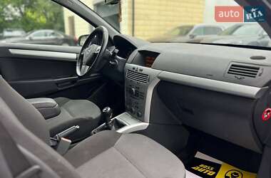 Универсал Opel Astra 2009 в 