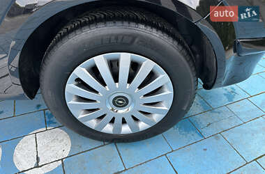 Хэтчбек Opel Astra 2007 в 