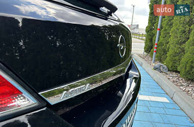 Хэтчбек Opel Astra 2007 в 