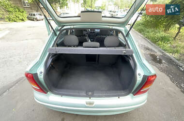 Хэтчбек Opel Astra 2001 в 