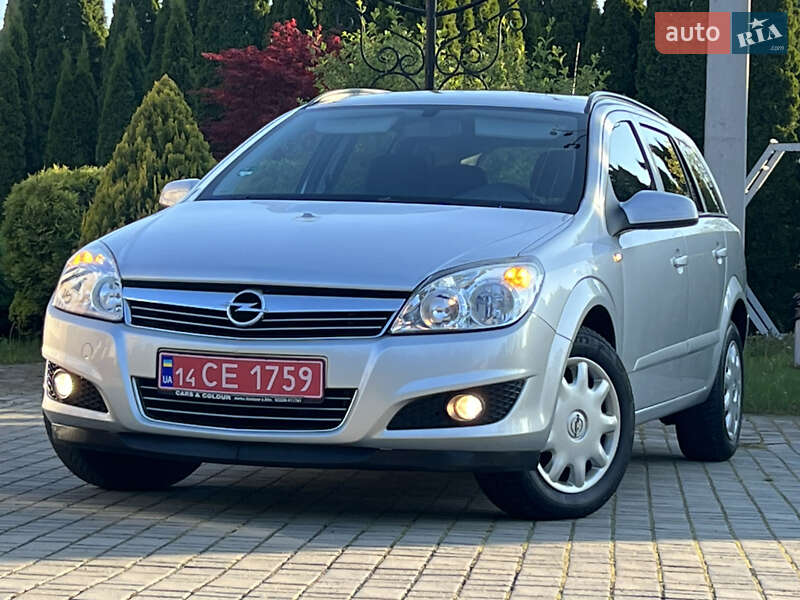 Универсал Opel Astra 2008 в 