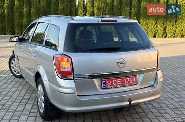 Универсал Opel Astra 2008 в 