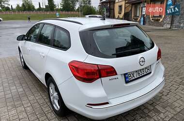 Универсал Opel Astra 2014 в 