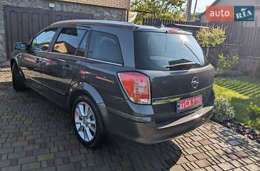 Універсал Opel Astra 2009 в 