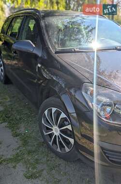 Універсал Opel Astra 2005 в 