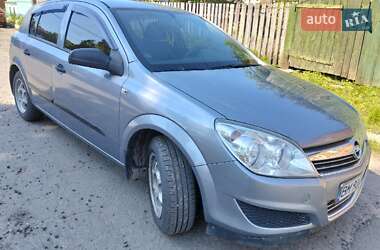 Хетчбек Opel Astra 2008 в  фото 7 Хетчбек Opel Astra 2008 в