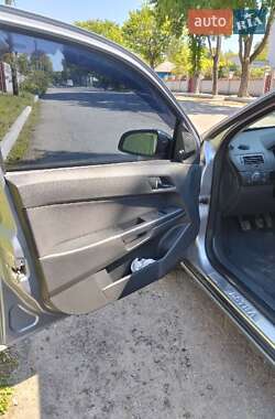 Хетчбек Opel Astra 2008 в  фото 18 Хетчбек Opel Astra 2008 в