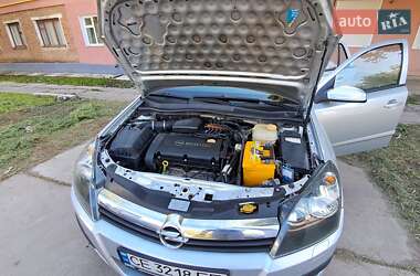 Универсал Opel Astra 2005 в 