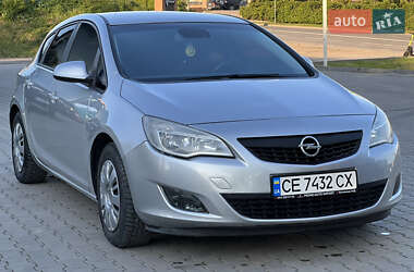Хэтчбек Opel Astra 2010 в Черновцах