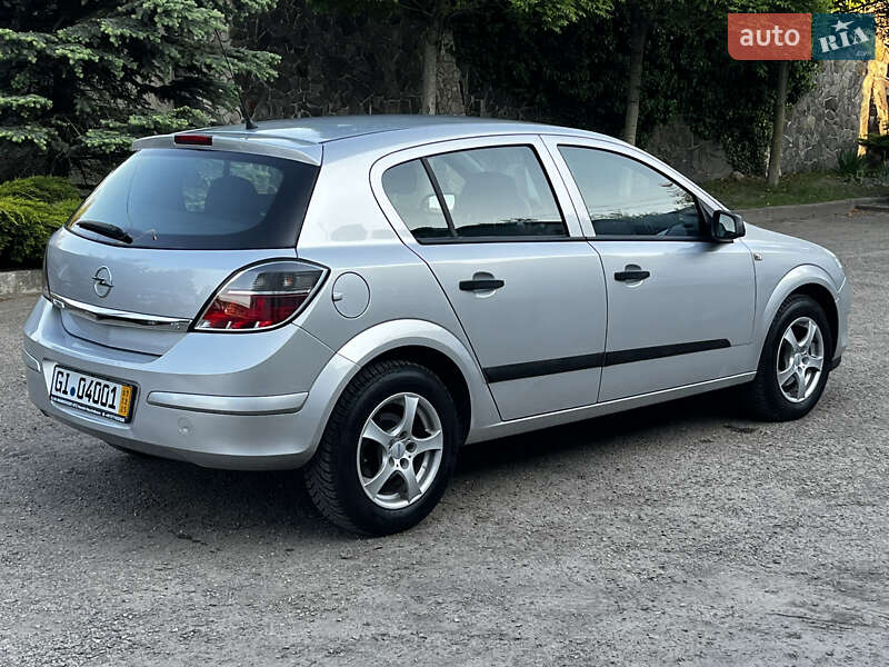 Хетчбек Opel Astra 2009 в Луцьку