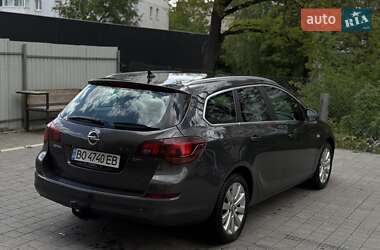 Універсал Opel Astra 2011 в 