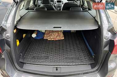 Універсал Opel Astra 2011 в 