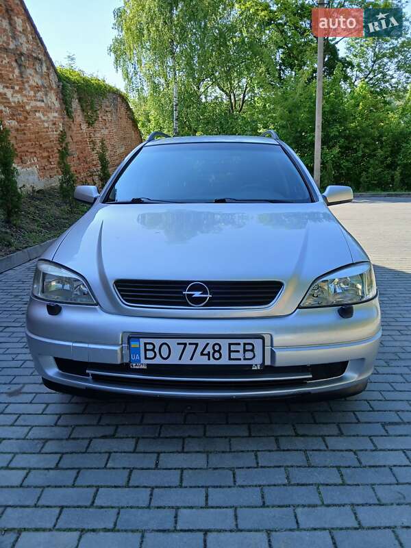 Универсал Opel Astra 2002 в Тернополе