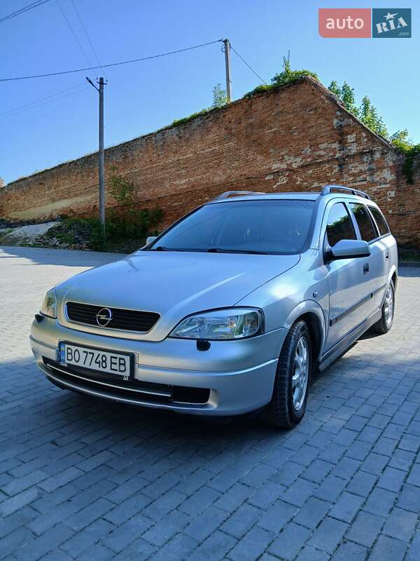 Универсал Opel Astra 2002 в Тернополе