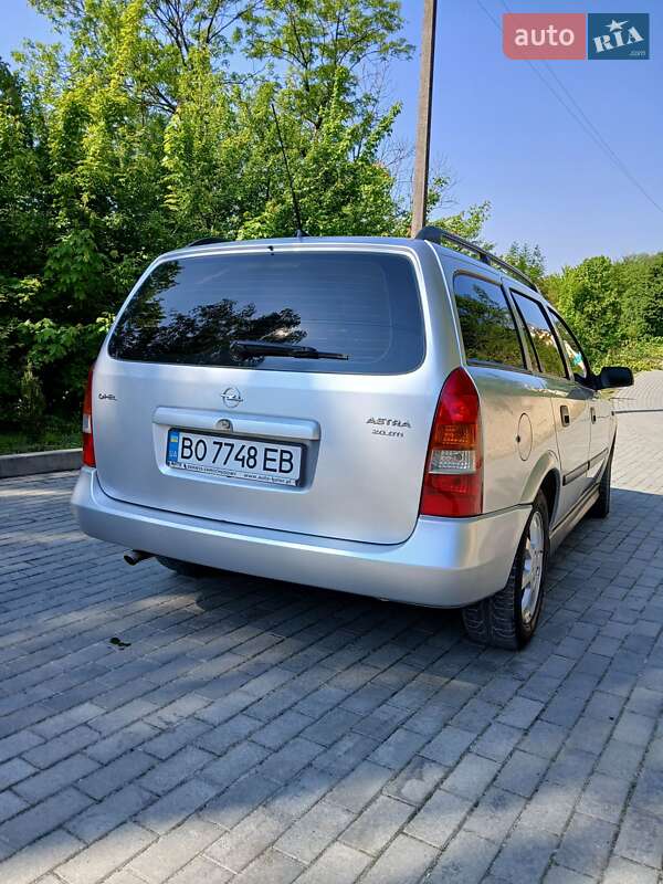 Универсал Opel Astra 2002 в Тернополе