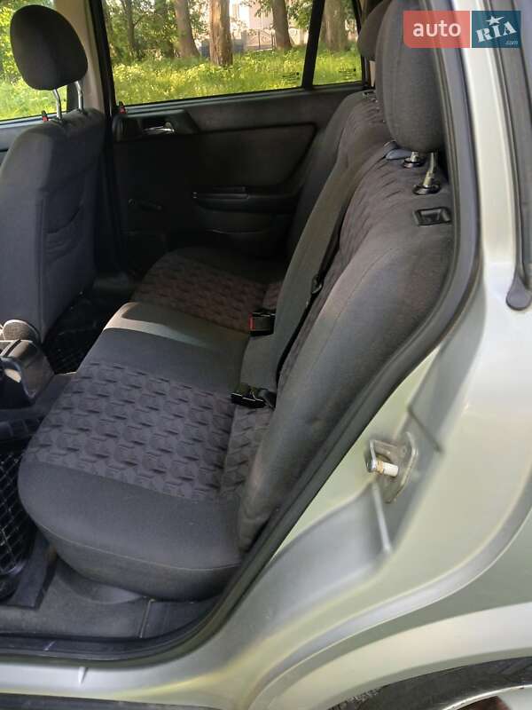 Универсал Opel Astra 2002 в Тернополе