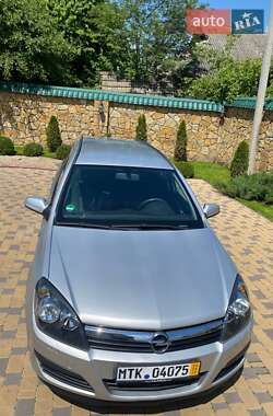 Универсал Opel Astra 2006 в 