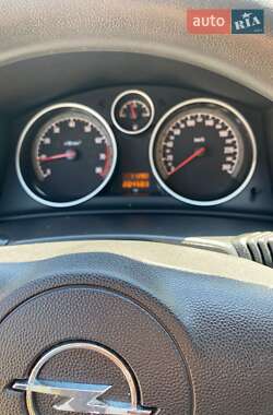 Универсал Opel Astra 2006 в 