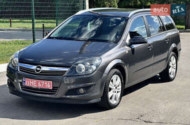 Універсал Opel Astra 2009 в Вінниці