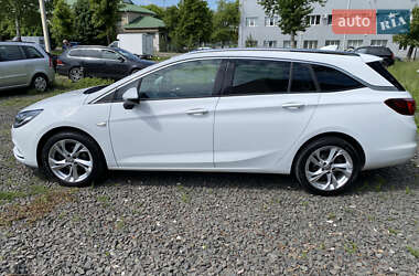 Универсал Opel Astra 2017 в 