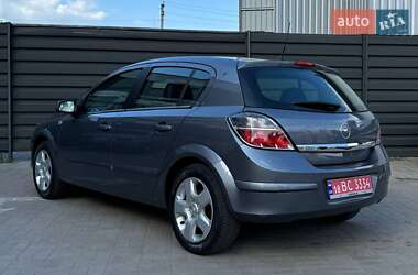 Хетчбек Opel Astra 2008 в 