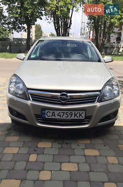 Универсал Opel Astra 2008 в 