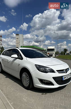 Універсал Opel Astra 2013 в 