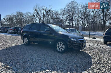 Универсал Opel Astra 2010 в 