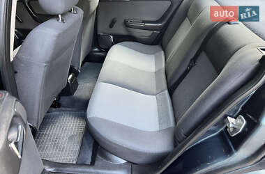 Седан Opel Astra 2005 в 