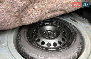 Седан Opel Astra 2005 в 