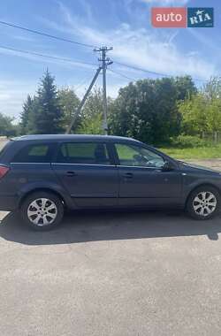 Універсал Opel Astra 2008 в Рівному