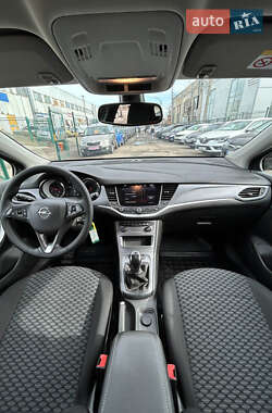 Универсал Opel Astra 2018 в 