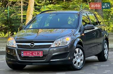 Універсал Opel Astra 2009 в Дрогобичі