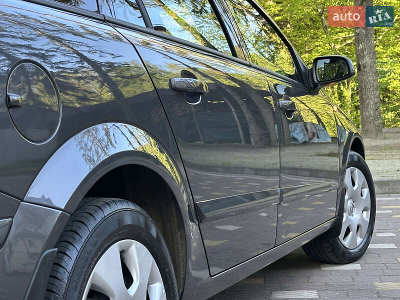 Універсал Opel Astra 2009 в Дрогобичі