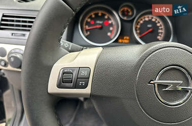 Универсал Opel Astra 2009 в 