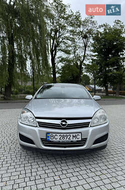 Универсал Opel Astra 2009 в Львове