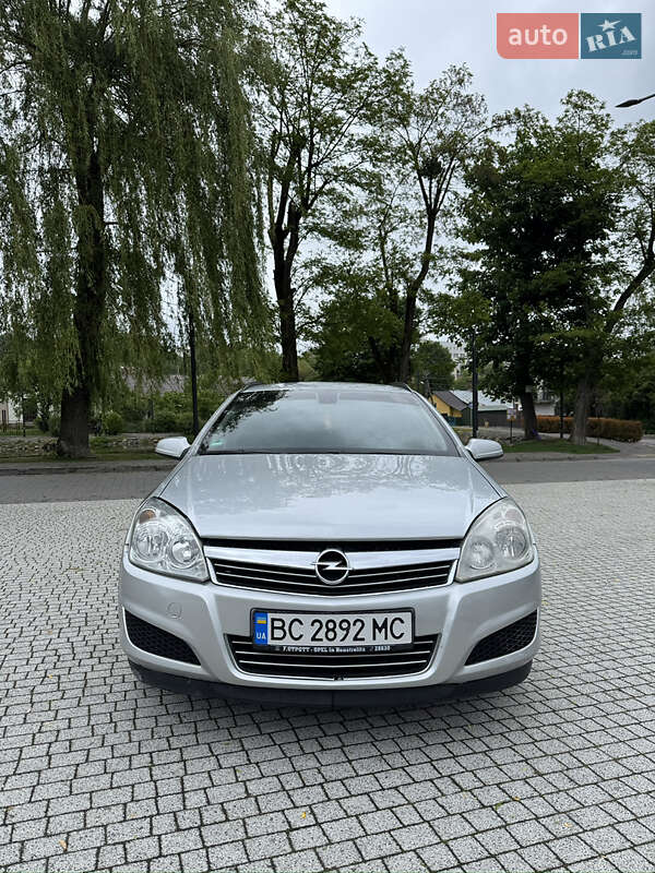 Универсал Opel Astra 2009 в 