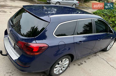 Універсал Opel Astra 2011 в 